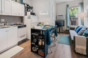 2BR Great Location Short Walk to Times Square